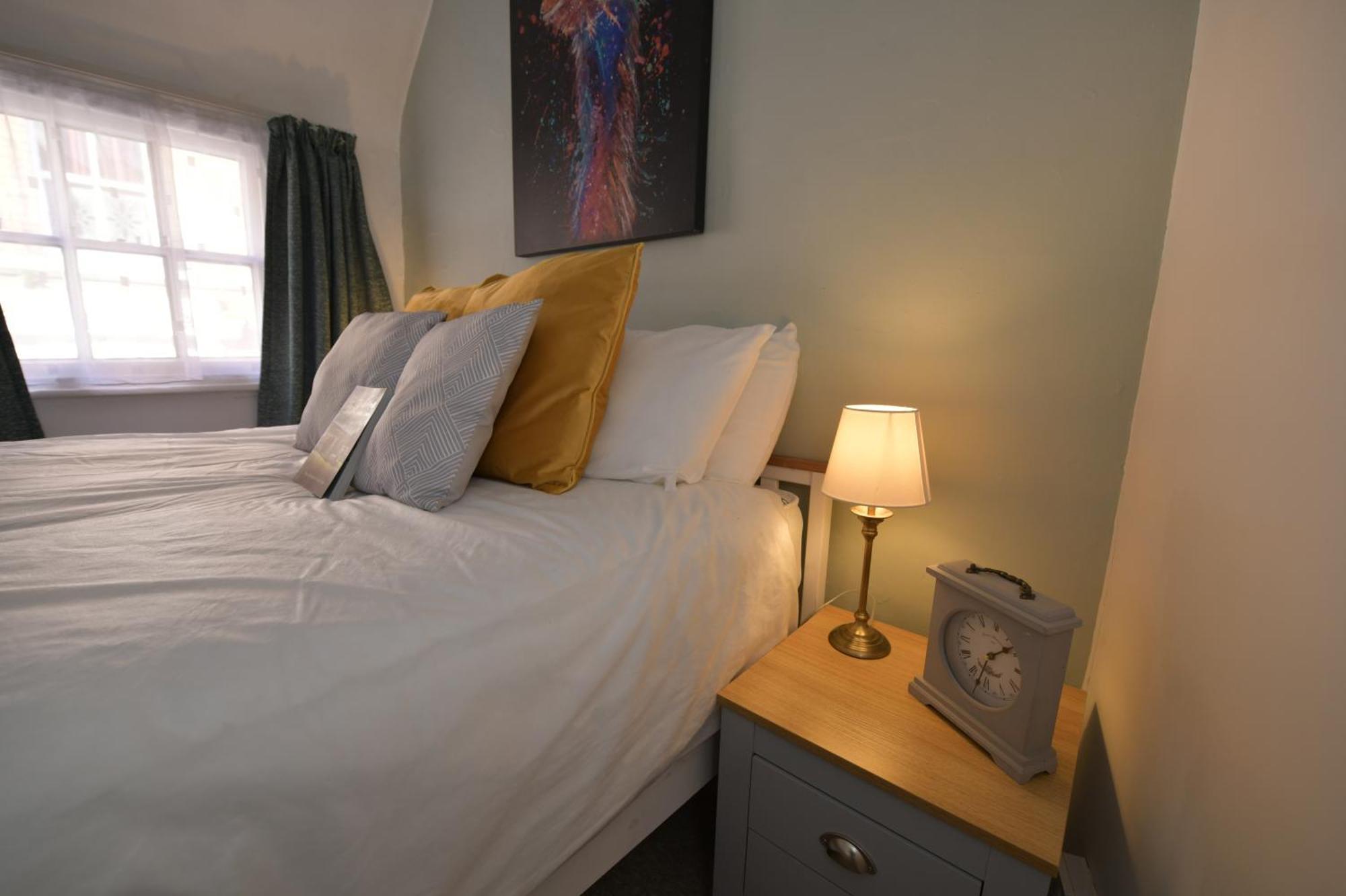 Entire 2min Walk To Town Centre Sleeps 6 Holiday home Shrewsbury